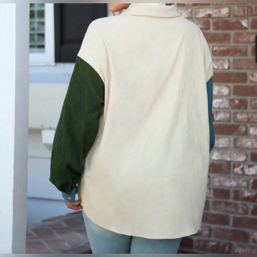 Dark Green Colorblock button down - Picture 2 of 3